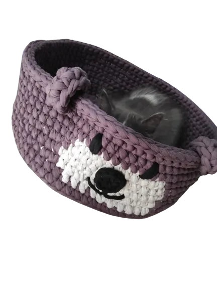 Crochet Cat Bed