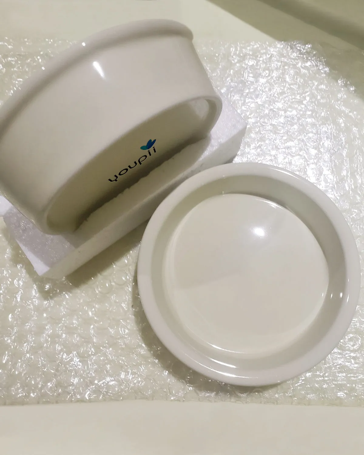 Youpii pet feeding utensils,Non Slip Cat Food Bowls, Shallow Cat Dish, Kitten Supplies, Cat Feeding & Watering Supplies